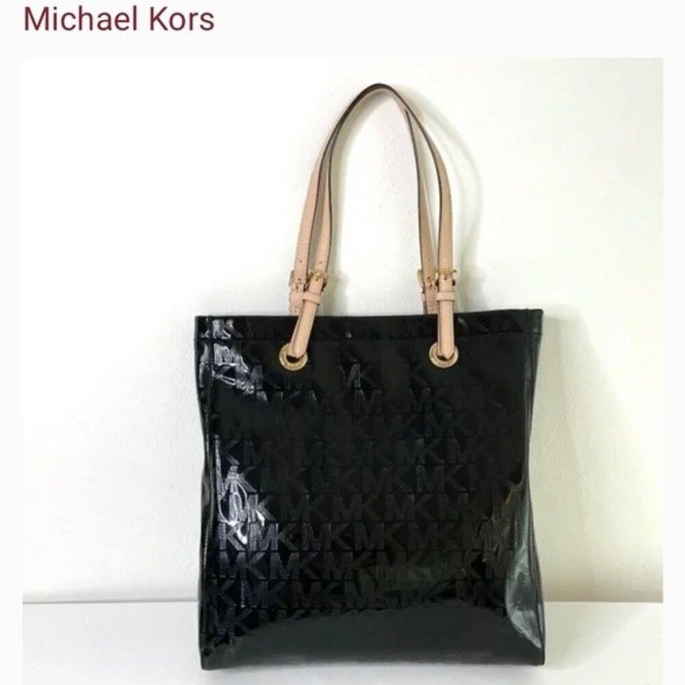 Micheal Kors black shiny jet set logo tote